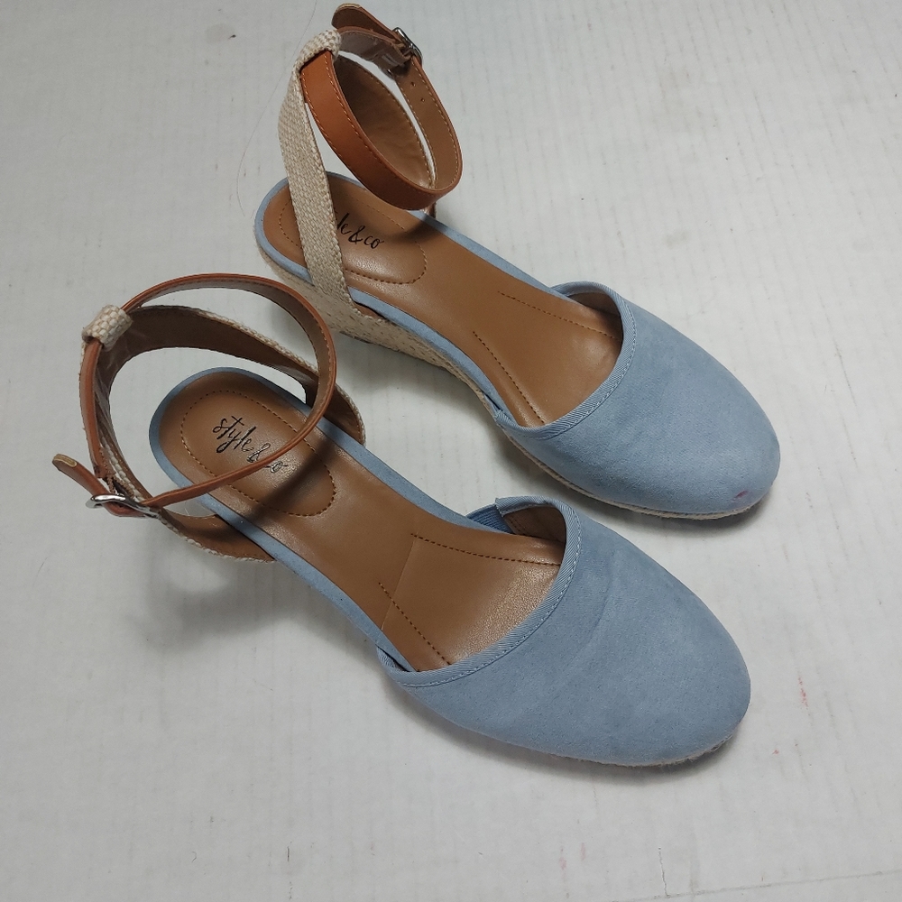 Style and Co. Mailiena Blue Ankle Straps Close Toe Wedges Sandals Size 9M